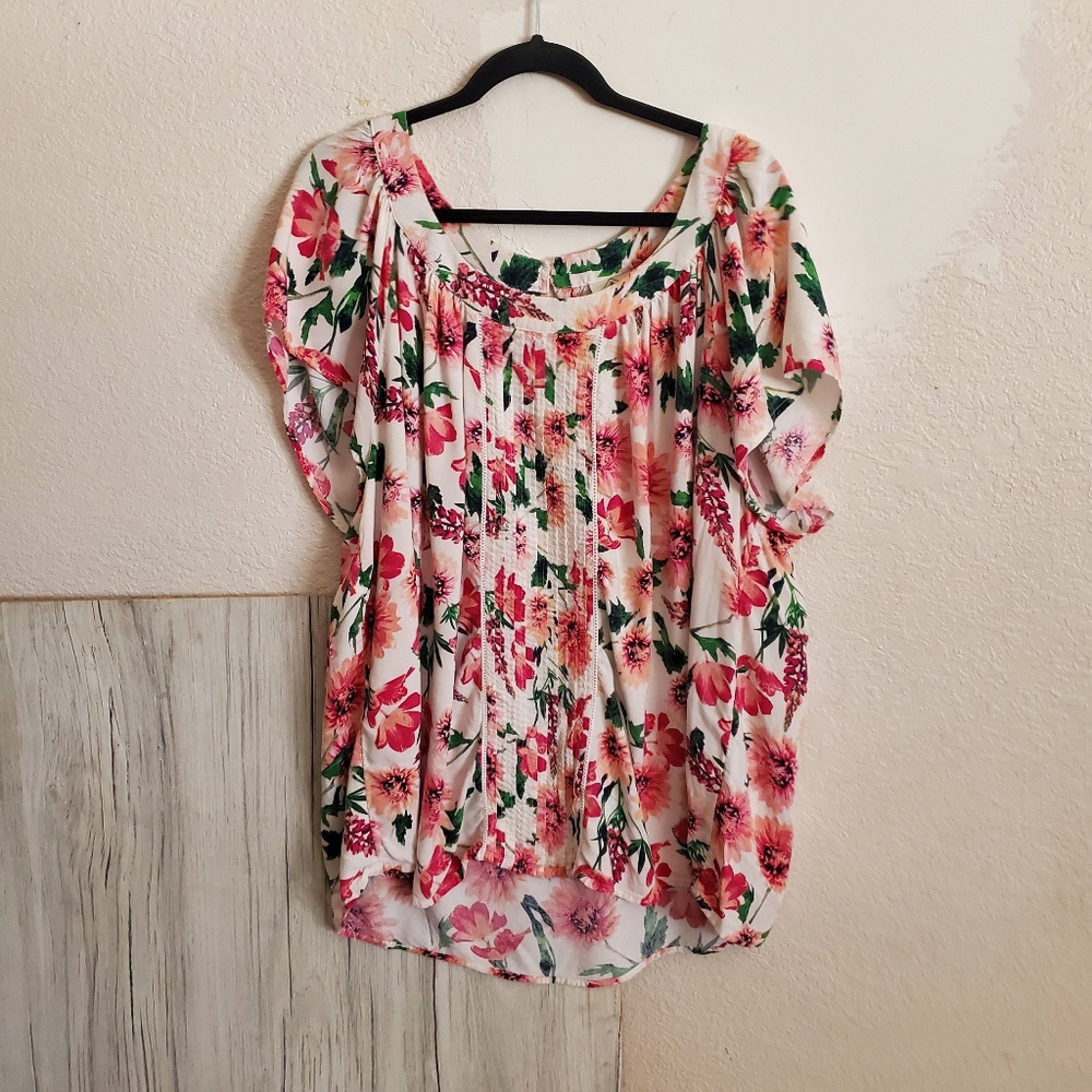 St. John 's Bay White Floral Flutter Sleeve Blouse Women's 3X